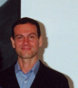 Antonio Jiménez Torrecillas durante la inauguración del Centro José Guerrero. 13 junio 2000. Archivo José Guerrero